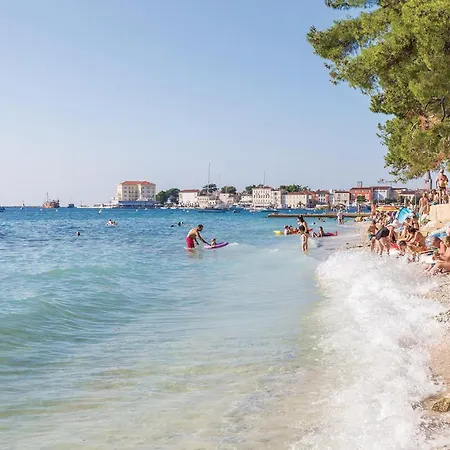 Tatil Evi Beautiful Home In Tar Poreč